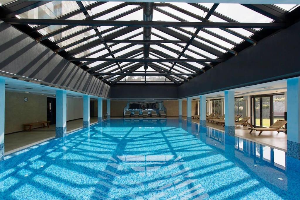 Luxury Penthouse With A Lavish Spa And 2 En-Suite Bedrooms Bansko Dış mekan fotoğraf
